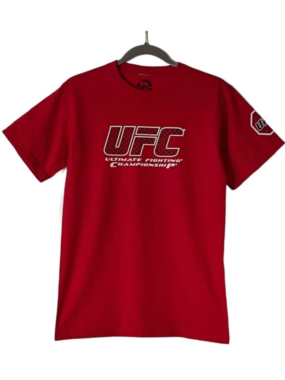 UFC Red Ultimate Fighting Championships Graphic T-Shirt Men's Size S NWOT